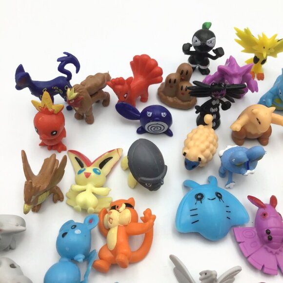 54 Pokemon Gumball Machine Micro Figures Lot 1" Character Mini Figurine Toys - Picture 4 of 10